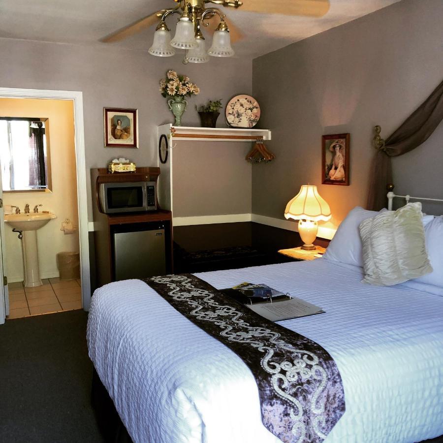 The Bent Elbow Hotel Silverton Ngoại thất bức ảnh